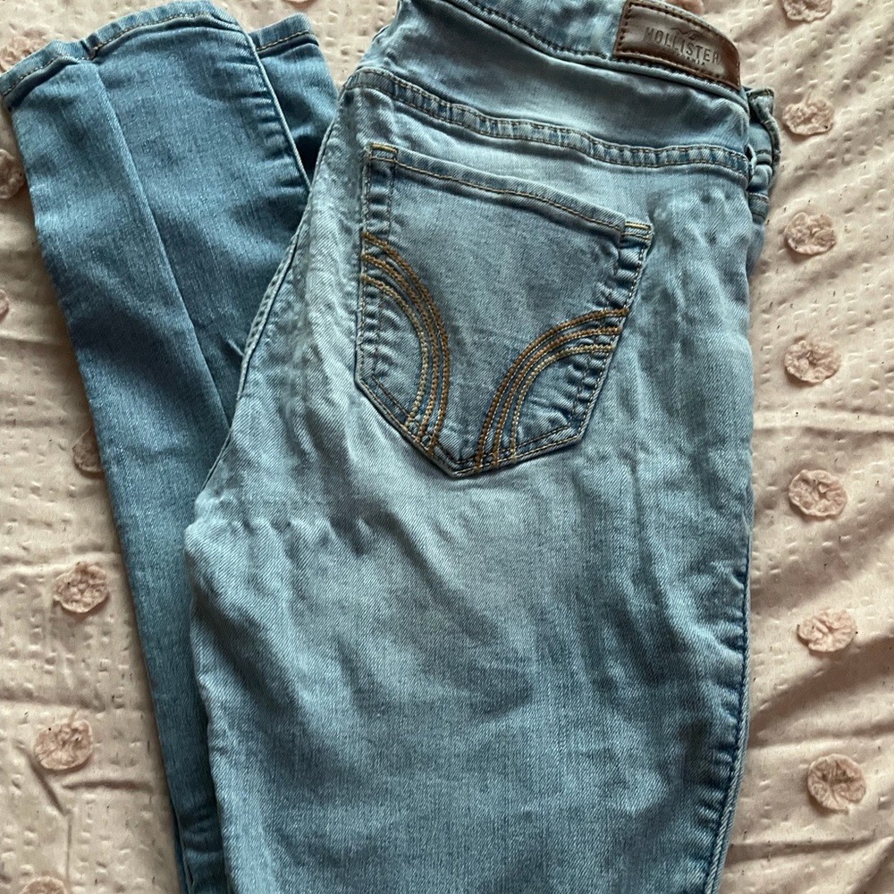Hollister jeans